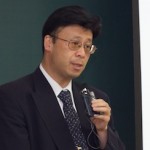 龍谷大学付属平安中学・高等学校の平井正朗校長補佐
