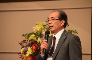 「仙台宣言」をする北海道東北支部の大沼信雄支部長