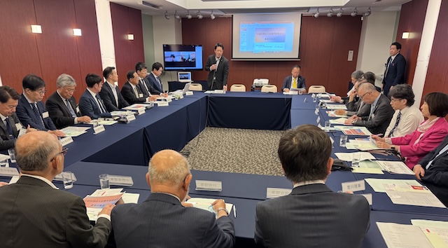 全国学習塾協会の意見交換会の様子